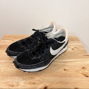 Nike Daybreak Black White Retro Running Shoes Mens Size 10.5 CW7645-002